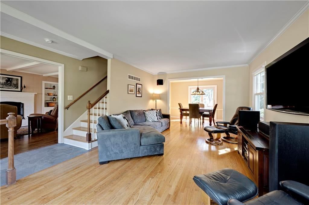 Photo 6 of 27 - 9515 Granada Drive, Overland Park, KS 66207