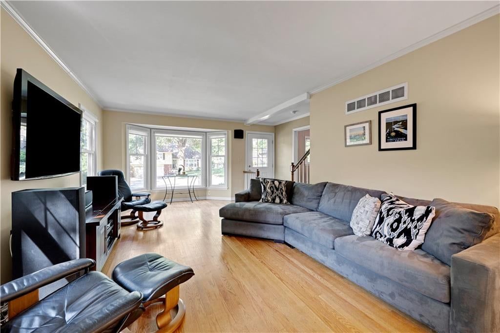 Photo 7 of 27 - 9515 Granada Drive, Overland Park, KS 66207
