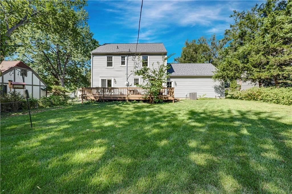 Photo 26 of 27 - 9515 Granada Drive, Overland Park, KS 66207