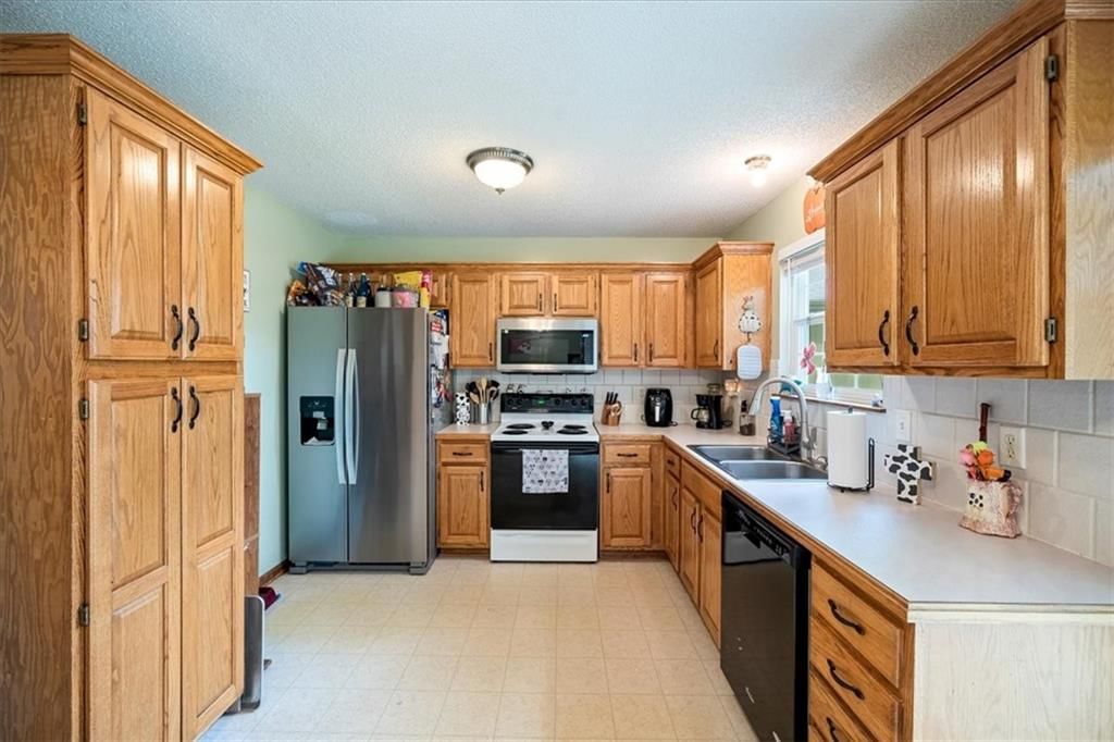 713 N Downey Court — photo 4