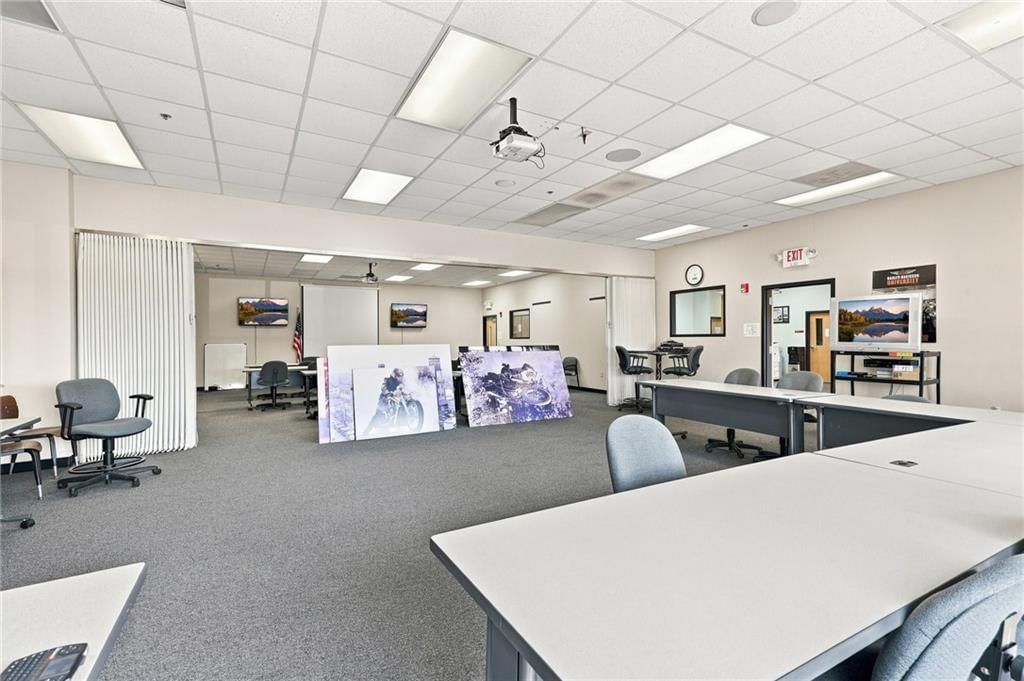 274 N Industrial Drive — photo 17