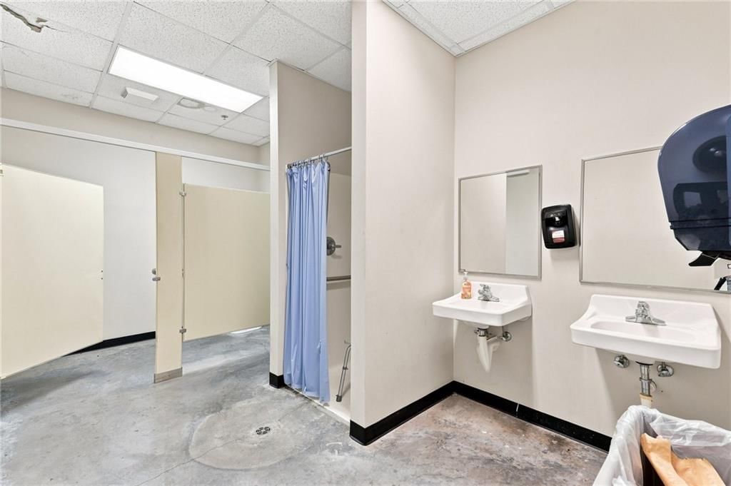 274 N Industrial Drive — photo 21