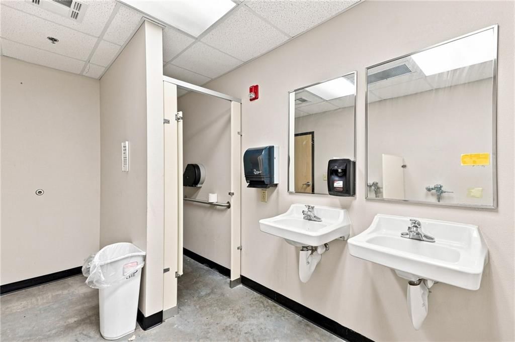 274 N Industrial Drive — photo 23