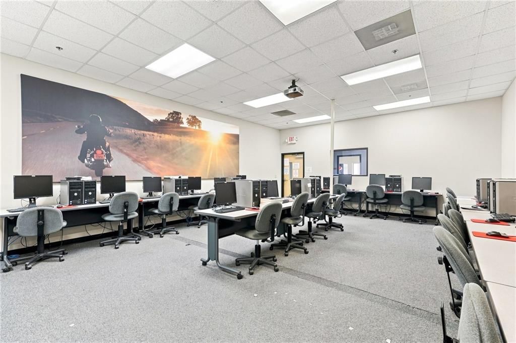 274 N Industrial Drive — photo 25