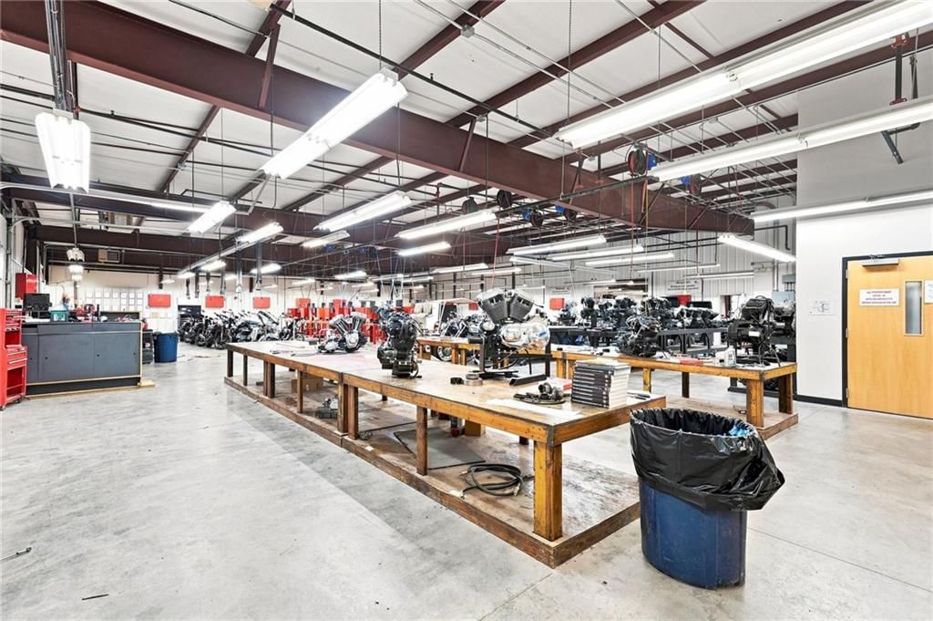274 N Industrial Drive — photo 31