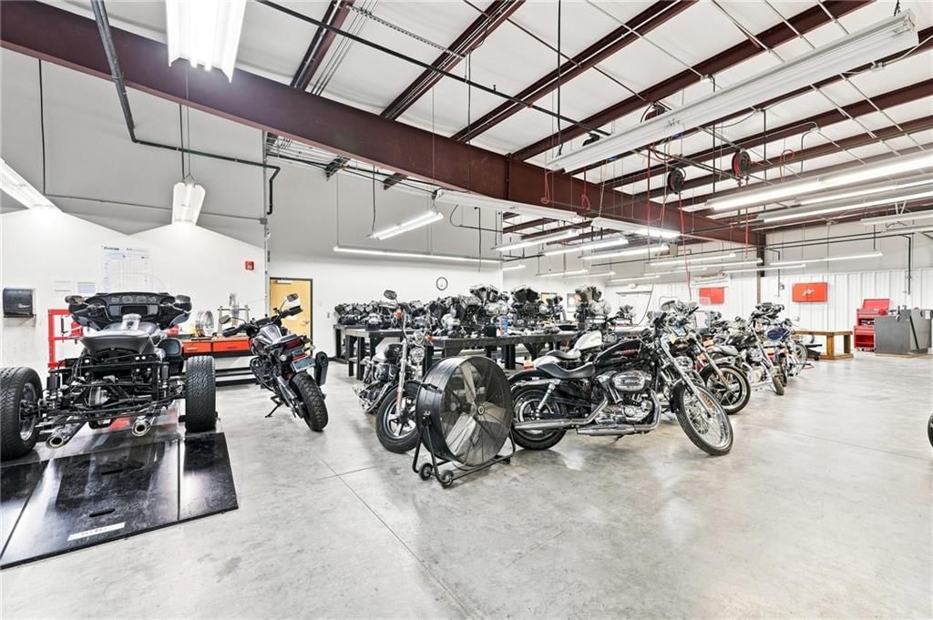 274 N Industrial Drive — photo 33
