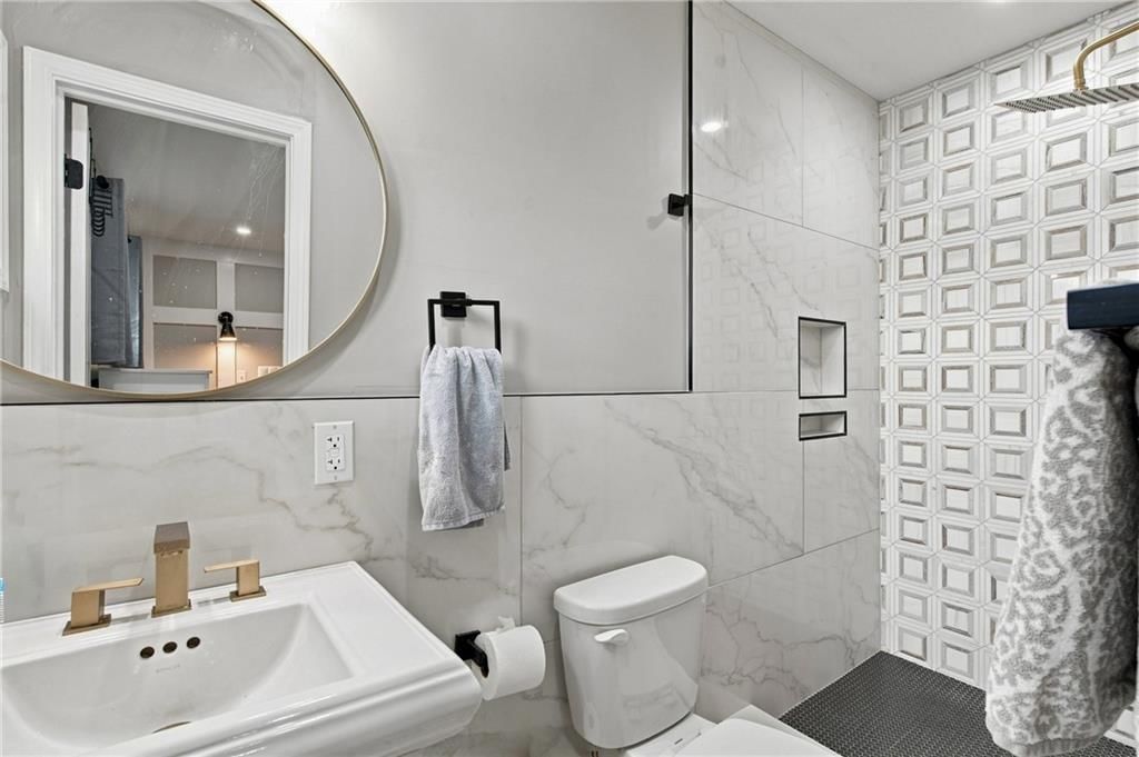 807 W 87th Terrace — photo 10