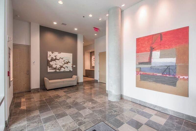 4646 Broadway Street — photo 6