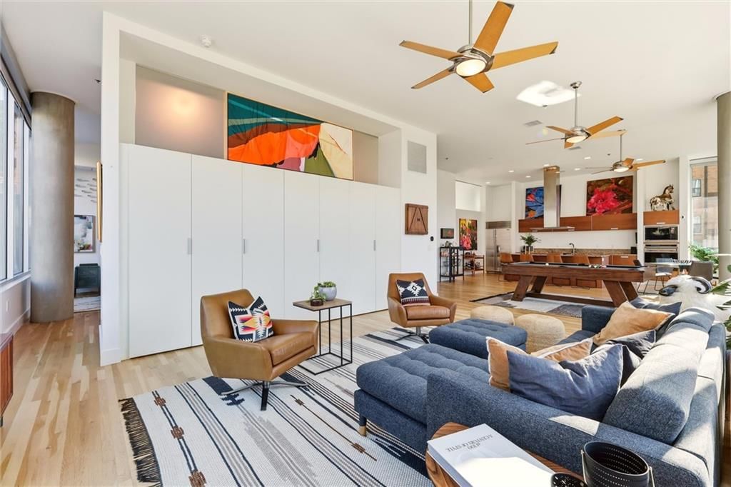 4646 Broadway Street — photo 18