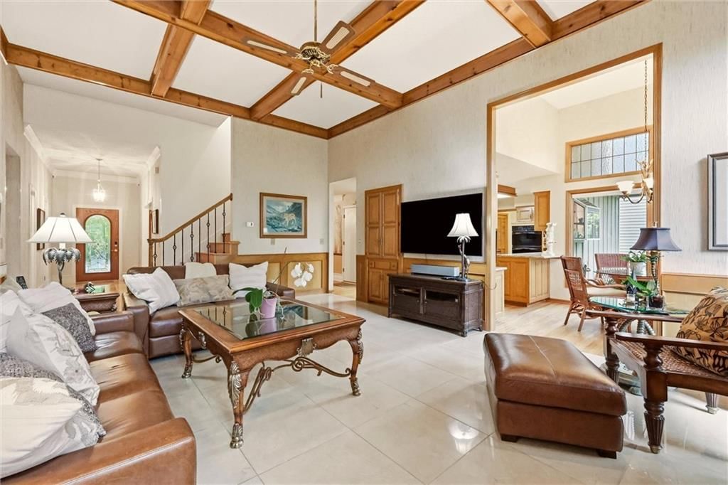 Photo 8 of 45 - 7716 Acuff Lane, Lenexa, KS 66216