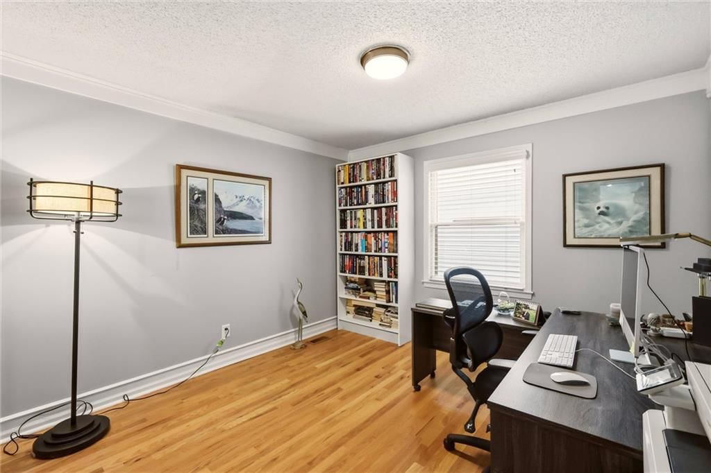Photo 28 of 45 - 7716 Acuff Lane, Lenexa, KS 66216