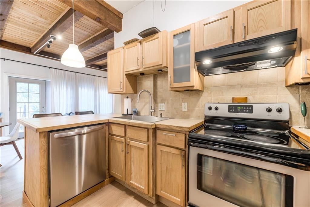 1111 W 46th Street — photo 14