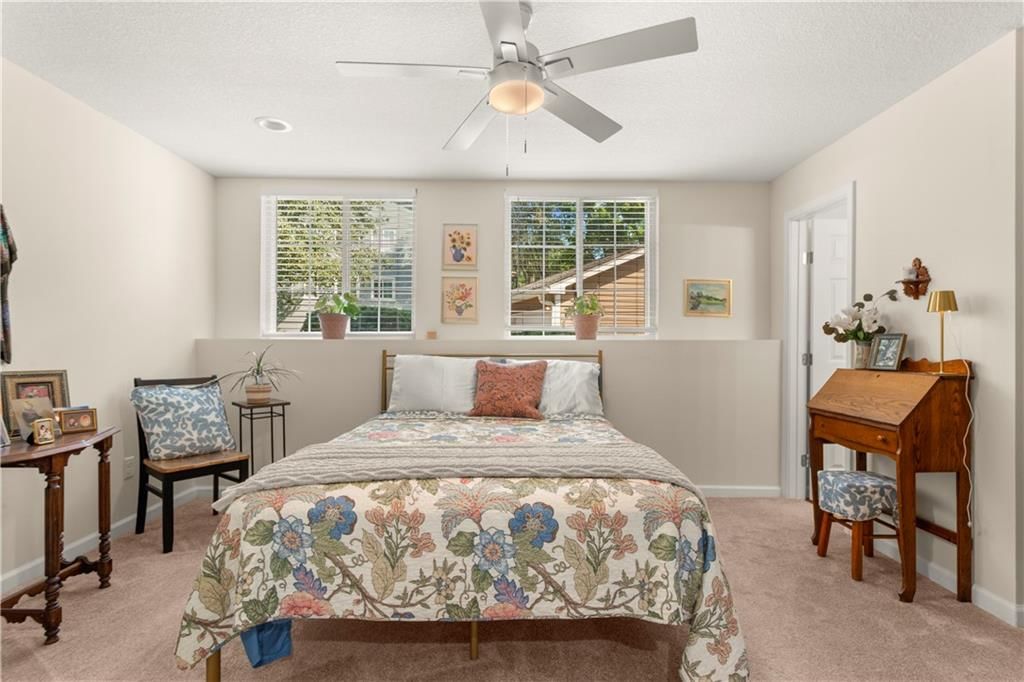 4323 S Megan Court — photo 15