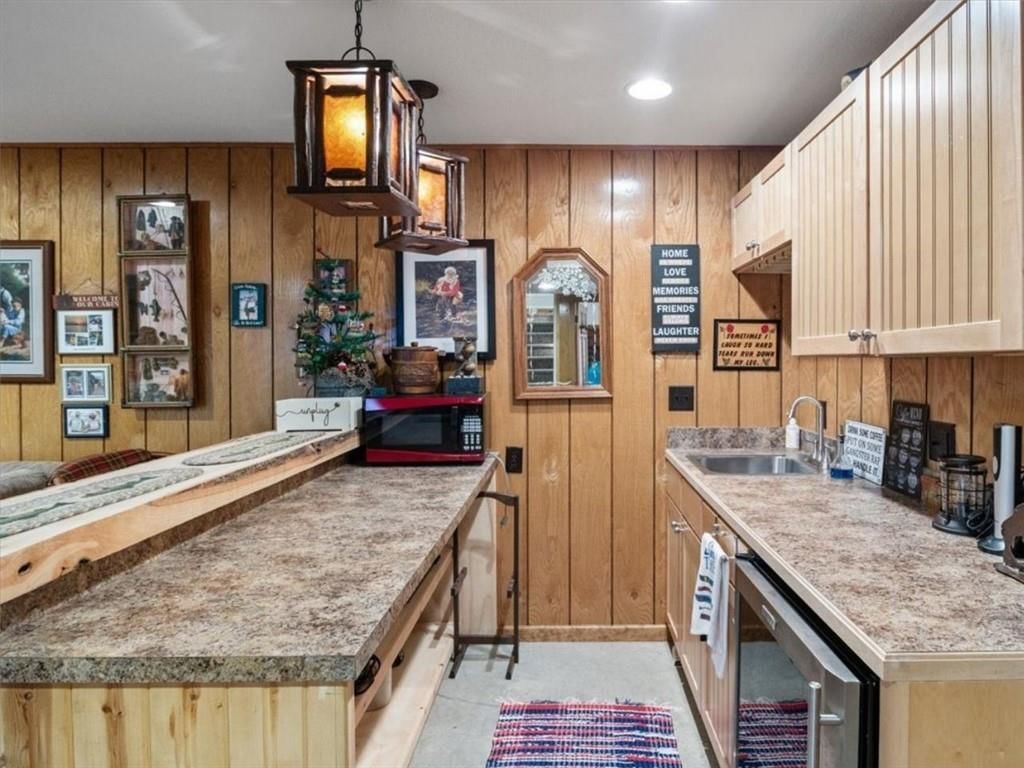 29801 Eastbank Drive — photo 33