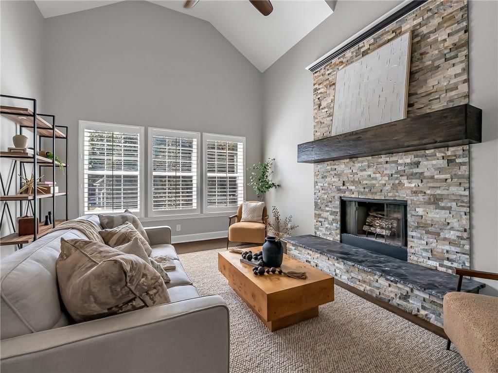 2310 W Layton Drive — photo 5