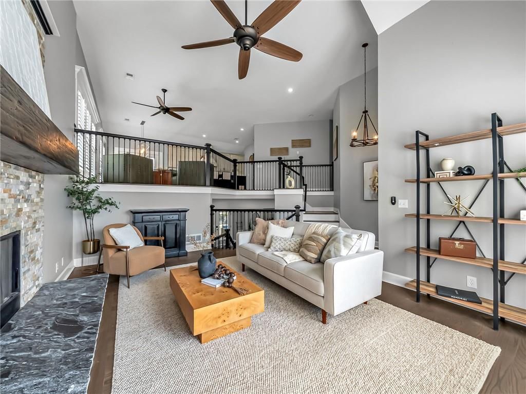 2310 W Layton Drive — photo 6
