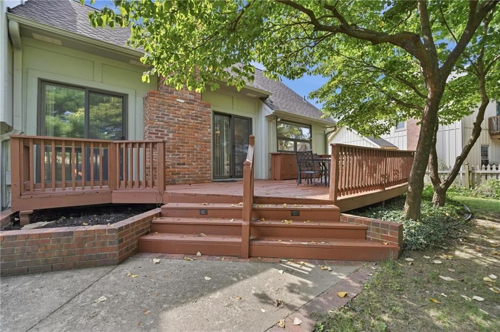 9332 W 116th Terrace — photo 41