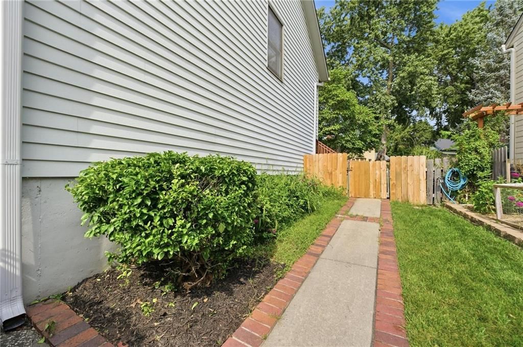 9332 W 116th Terrace — photo 44