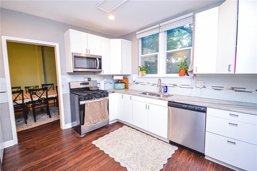 209 S Crysler Avenue — photo 11