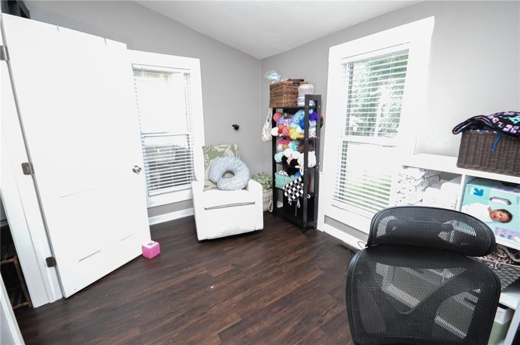 209 S Crysler Avenue — photo 21