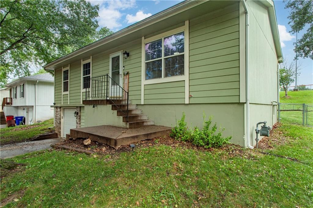 808 SE 19th Street — photo 28