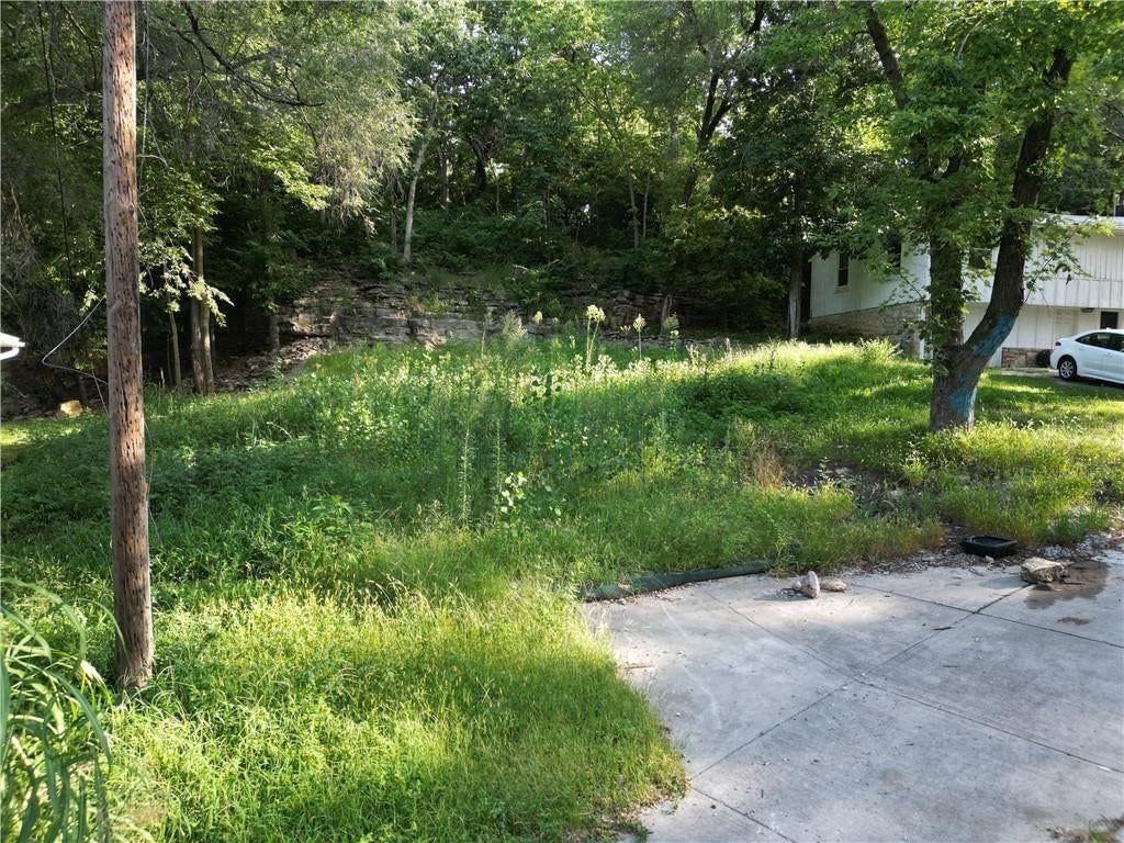 1016 Suntree Place — photo 1