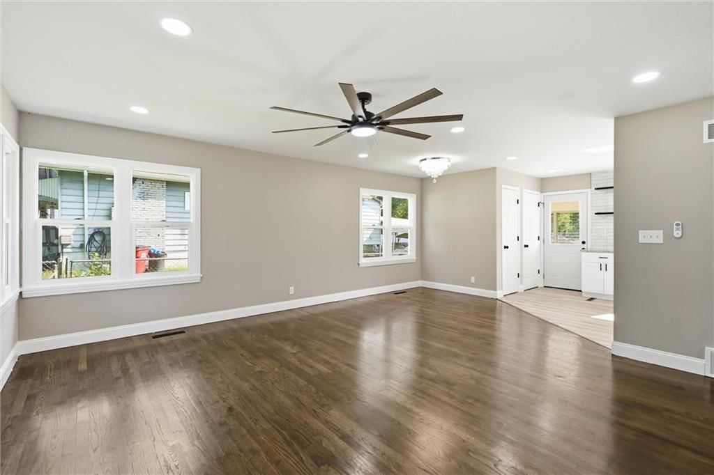1355 S Pearl Street — photo 10