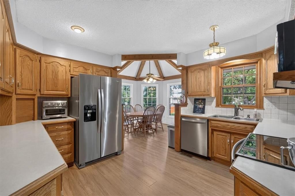 Photo 6 of 68 - 15738 W 148th Terrace, Olathe, KS 66062