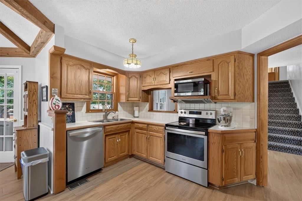 Photo 9 of 68 - 15738 W 148th Terrace, Olathe, KS 66062