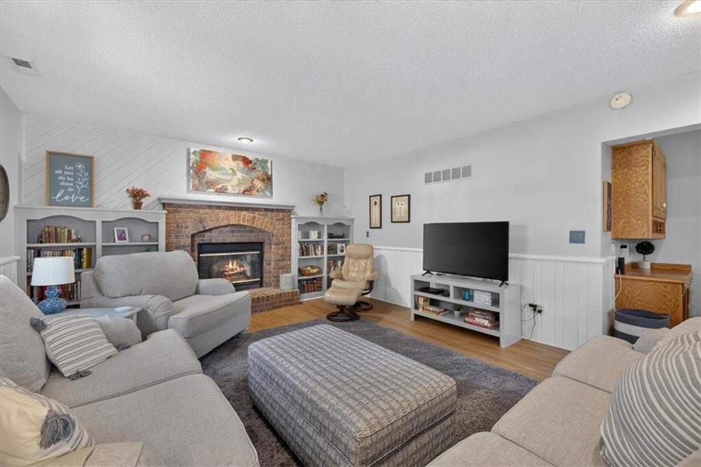 Photo 16 of 68 - 15738 W 148th Terrace, Olathe, KS 66062