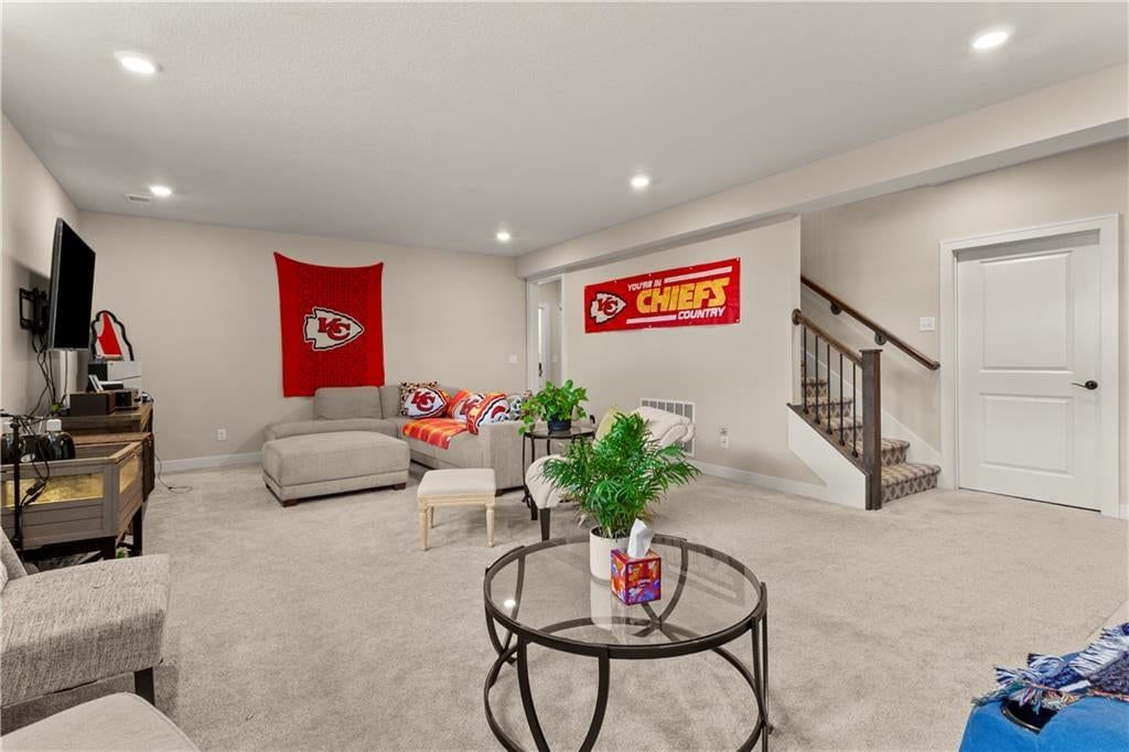 520 SE David Road — photo 36