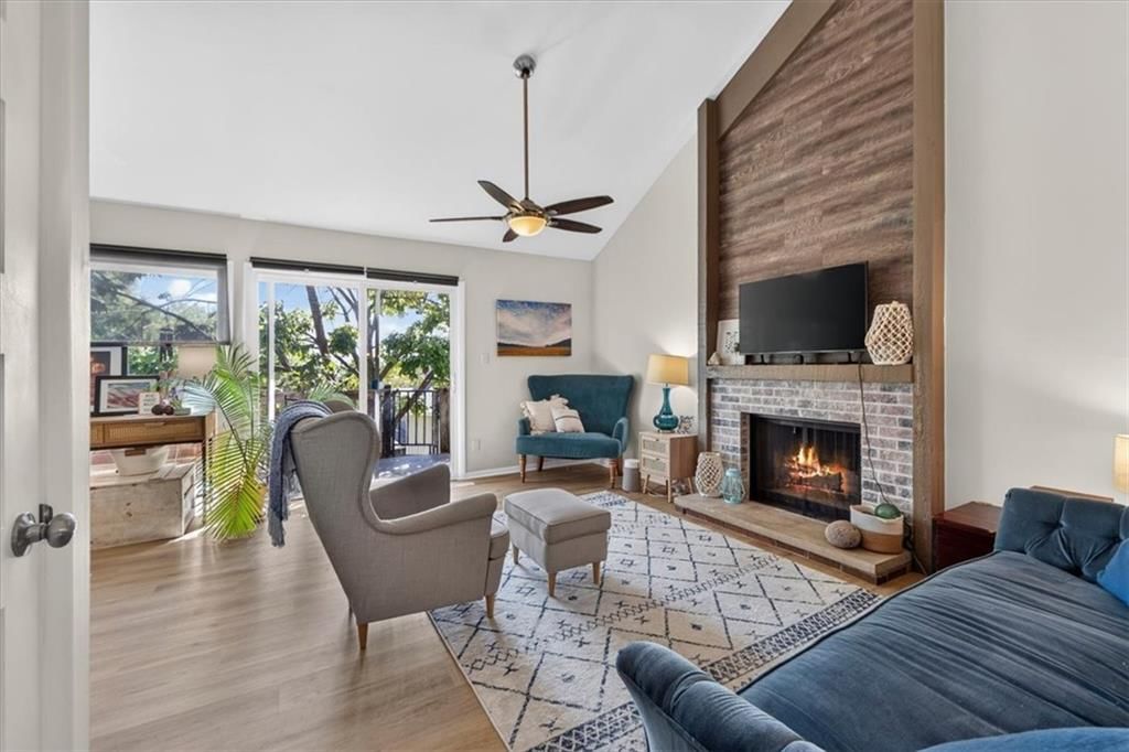 5725 N Oregon Avenue, Kansas City, MO: listing photo 2