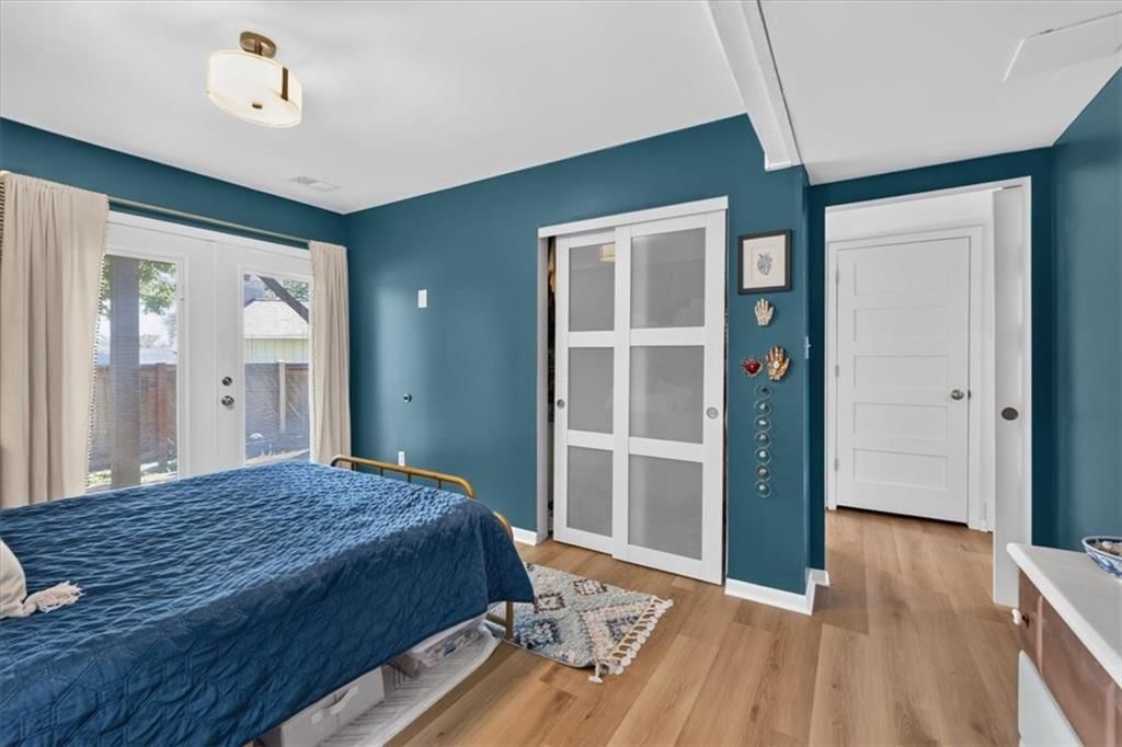Photo 18 of 34 - 5725 N Oregon Avenue, Kansas City, MO 64151