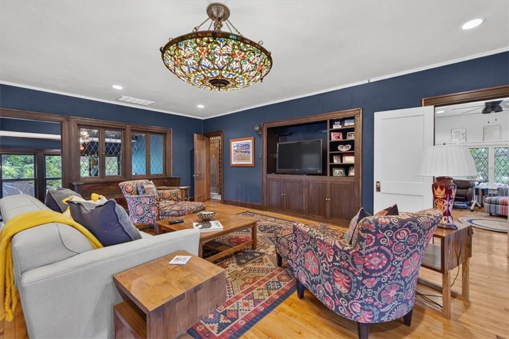 3726 Madison Avenue — photo 24