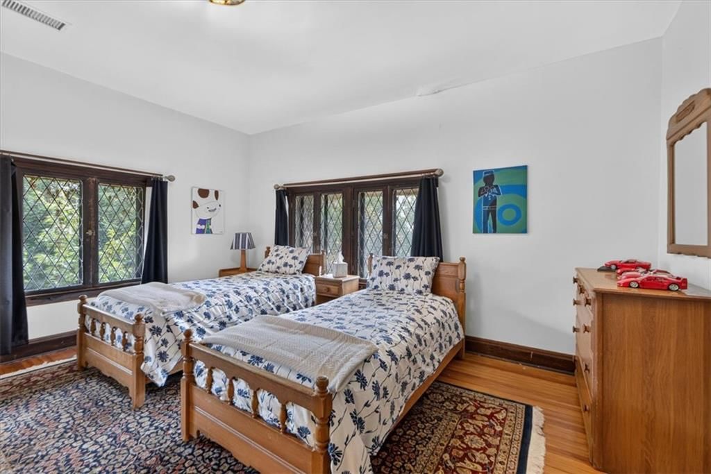 3726 Madison Avenue — photo 26