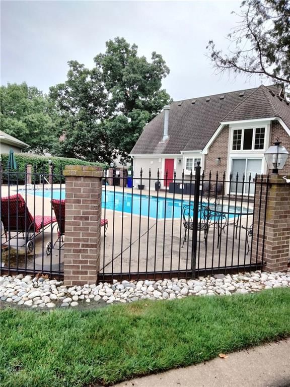 10414 Garnett Street — photo 12