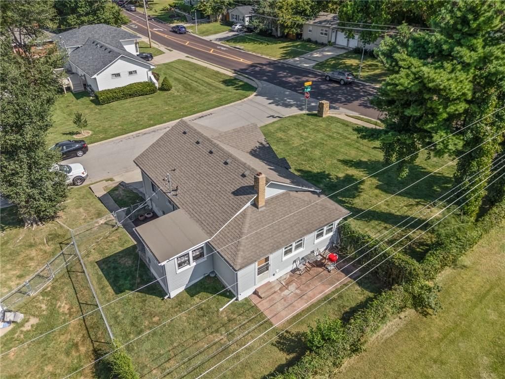8804 W 79th Street — photo 28