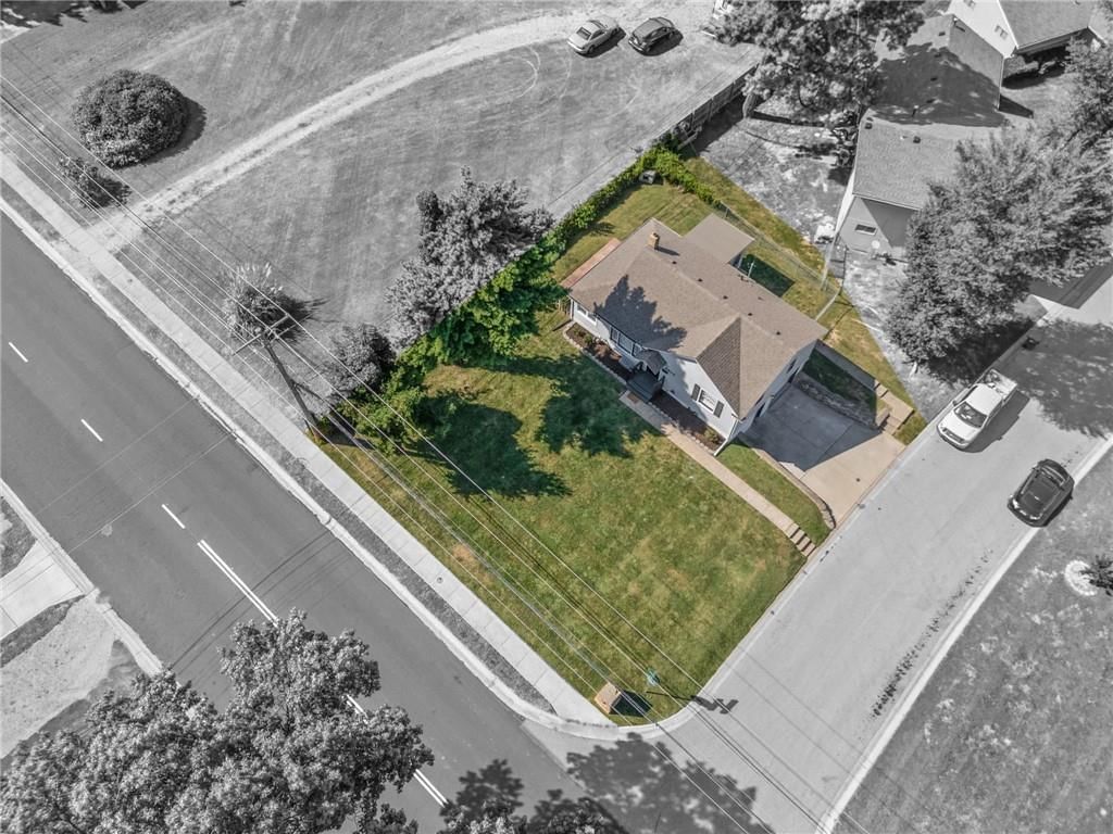 8804 W 79th Street — photo 34