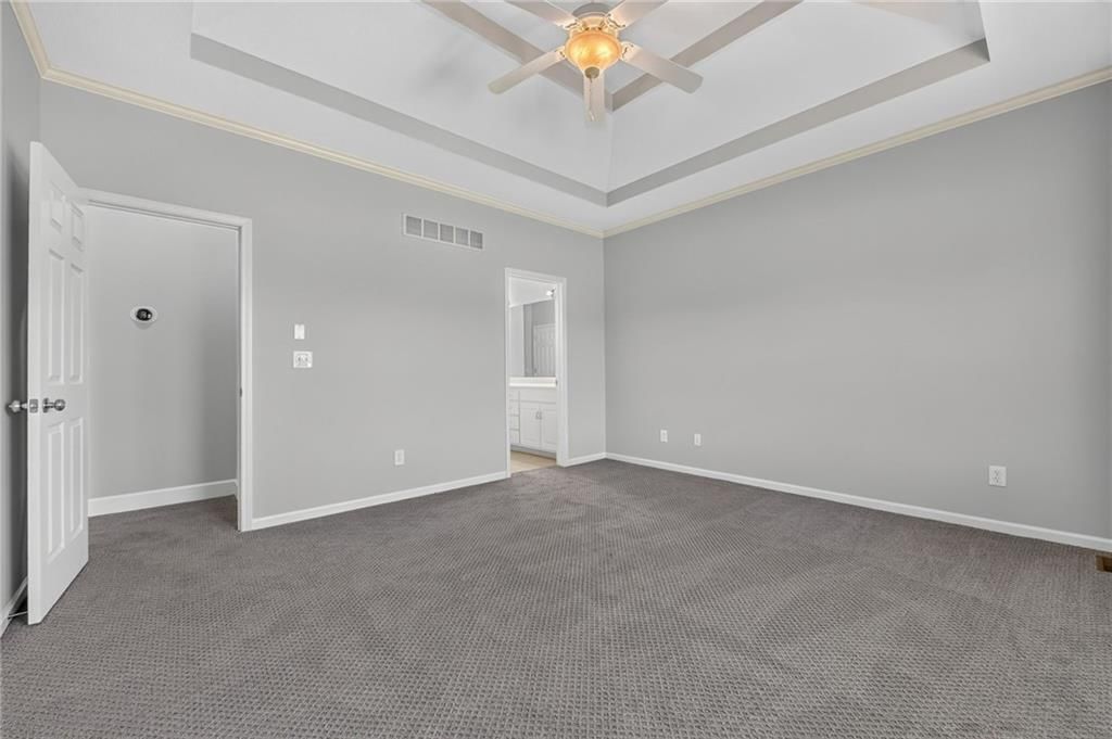 7562 N Eastern Avenue — photo 25