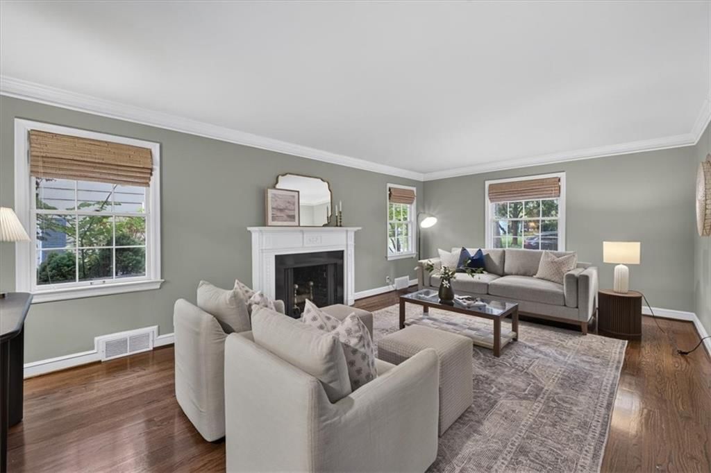 5315 Mission Woods Terrace, Mission Woods, KS: listing photo 3