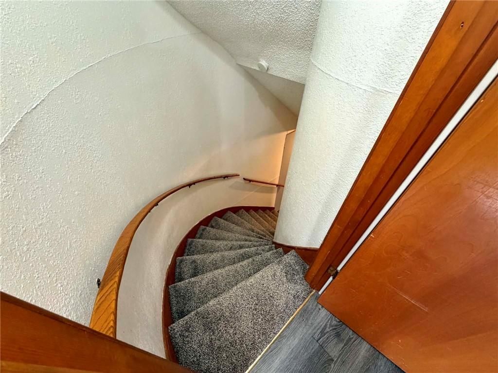 321 S Clayton Avenue — photo 26