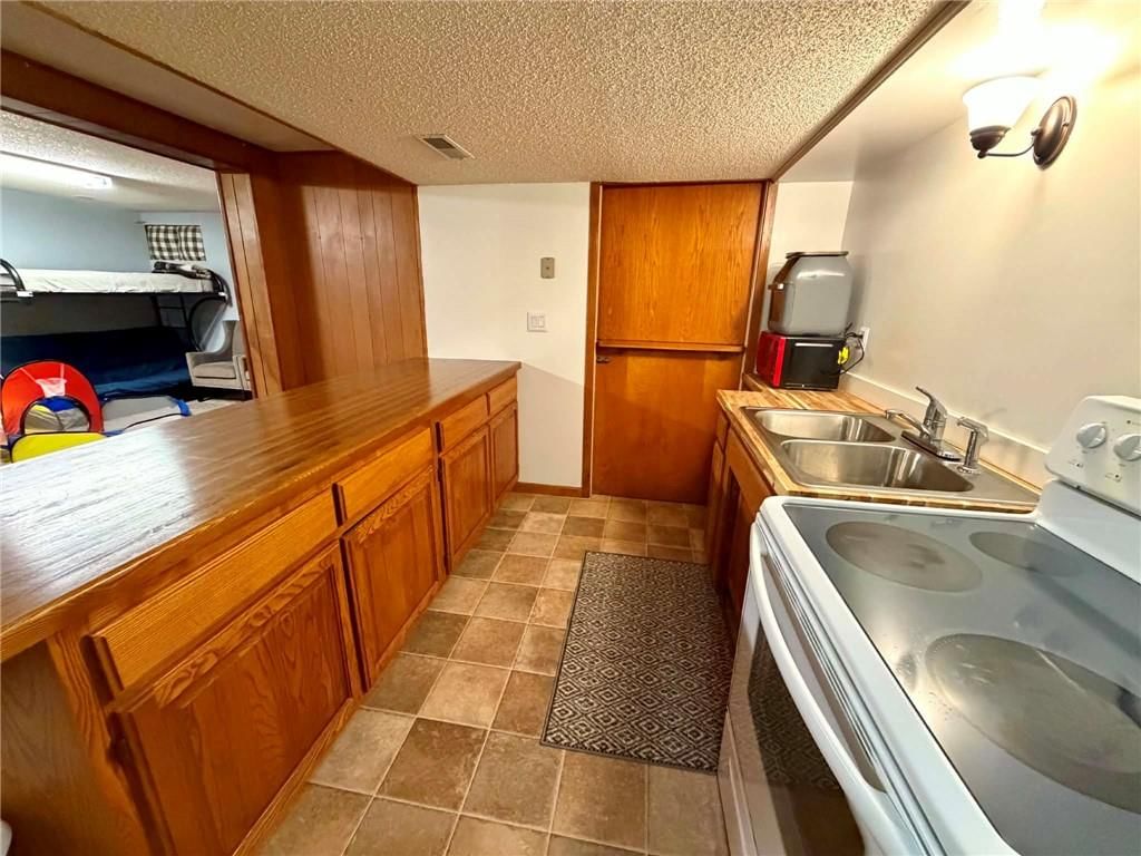 321 S Clayton Avenue — photo 29