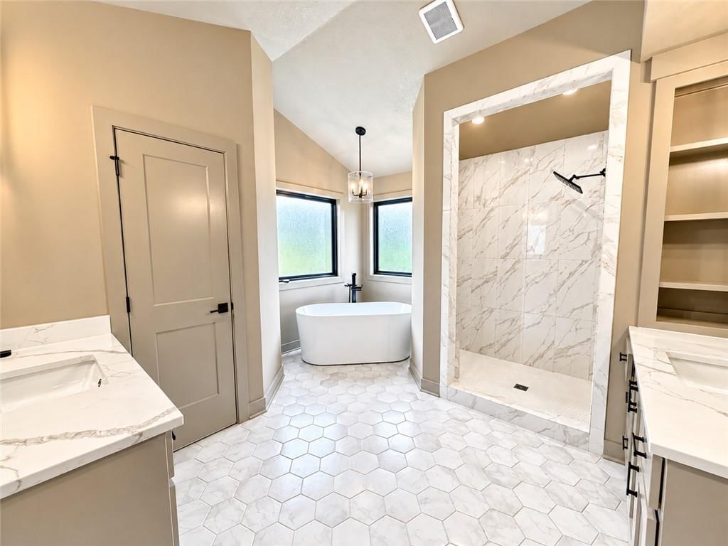 Photo 25 of 65, 12455 NW Appaloosa Street, Platte City, MO 64079