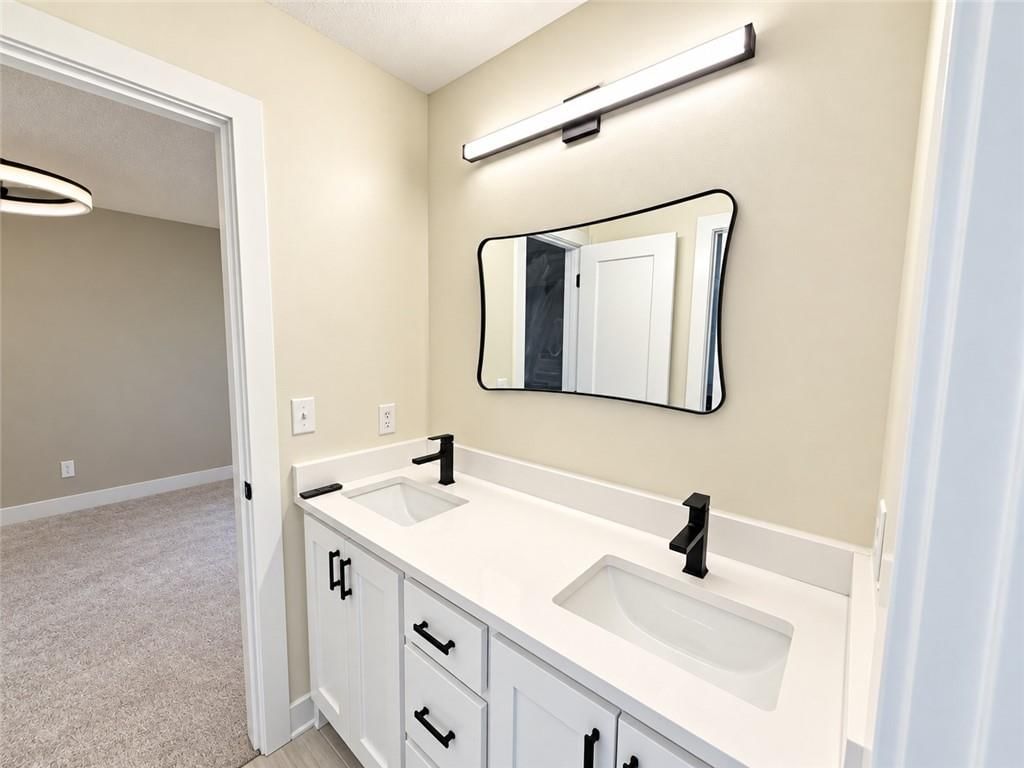 Photo 37 of 65 - 12455 NW Appaloosa Street, Platte City, MO 64079
