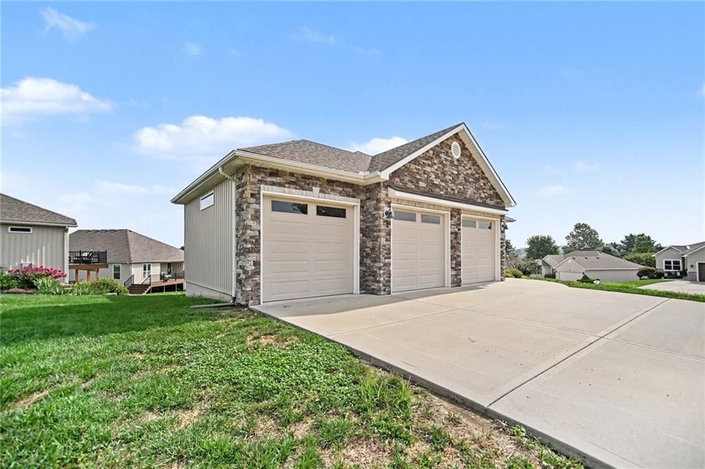 304 Prairie Rose Circle — photo 5