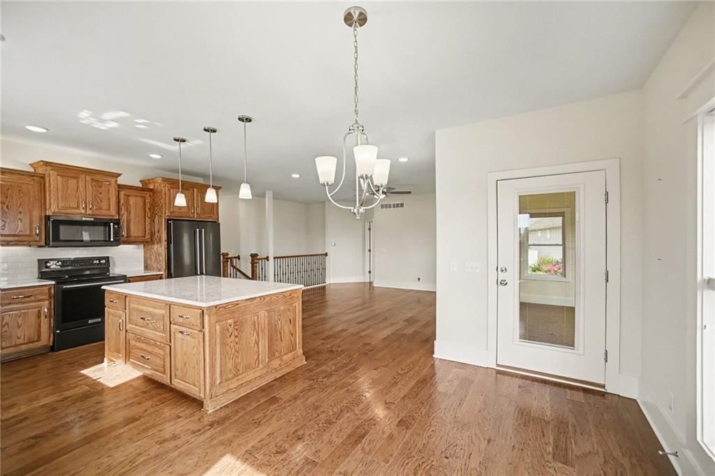 304 Prairie Rose Circle — photo 11