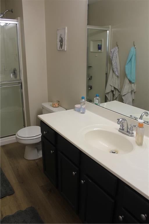 Photo 26 of 36 - 212 E Whispering Hills Boulevard, Lone Jack, MO 64070