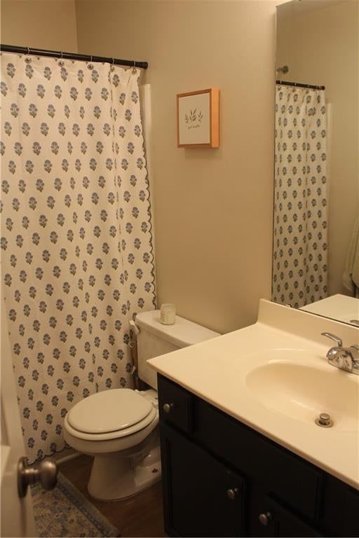 Photo 32 of 36 - 212 E Whispering Hills Boulevard, Lone Jack, MO 64070