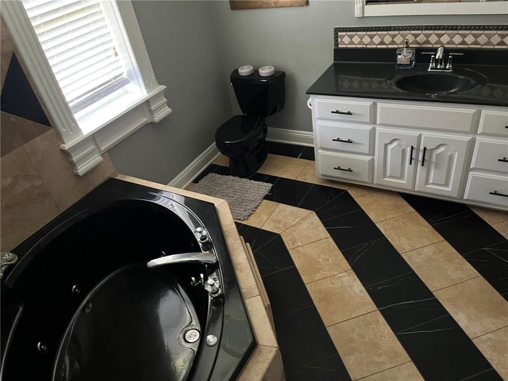 25061 Angus Drive — photo 35