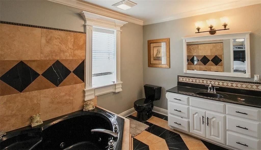 25061 Angus Drive — photo 36